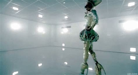 bad romance gif|Bad Romance GIFs on GIPHY